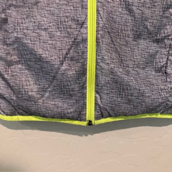 EDDIE BAUER Down Hooded Puffer Coat Boy's Black Green Reversible Size XS 5/6 - Picture 12 of 16